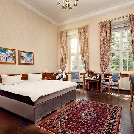 Parkhotel Schloss Meisdorf מלון Falkenstein (Vogtland)